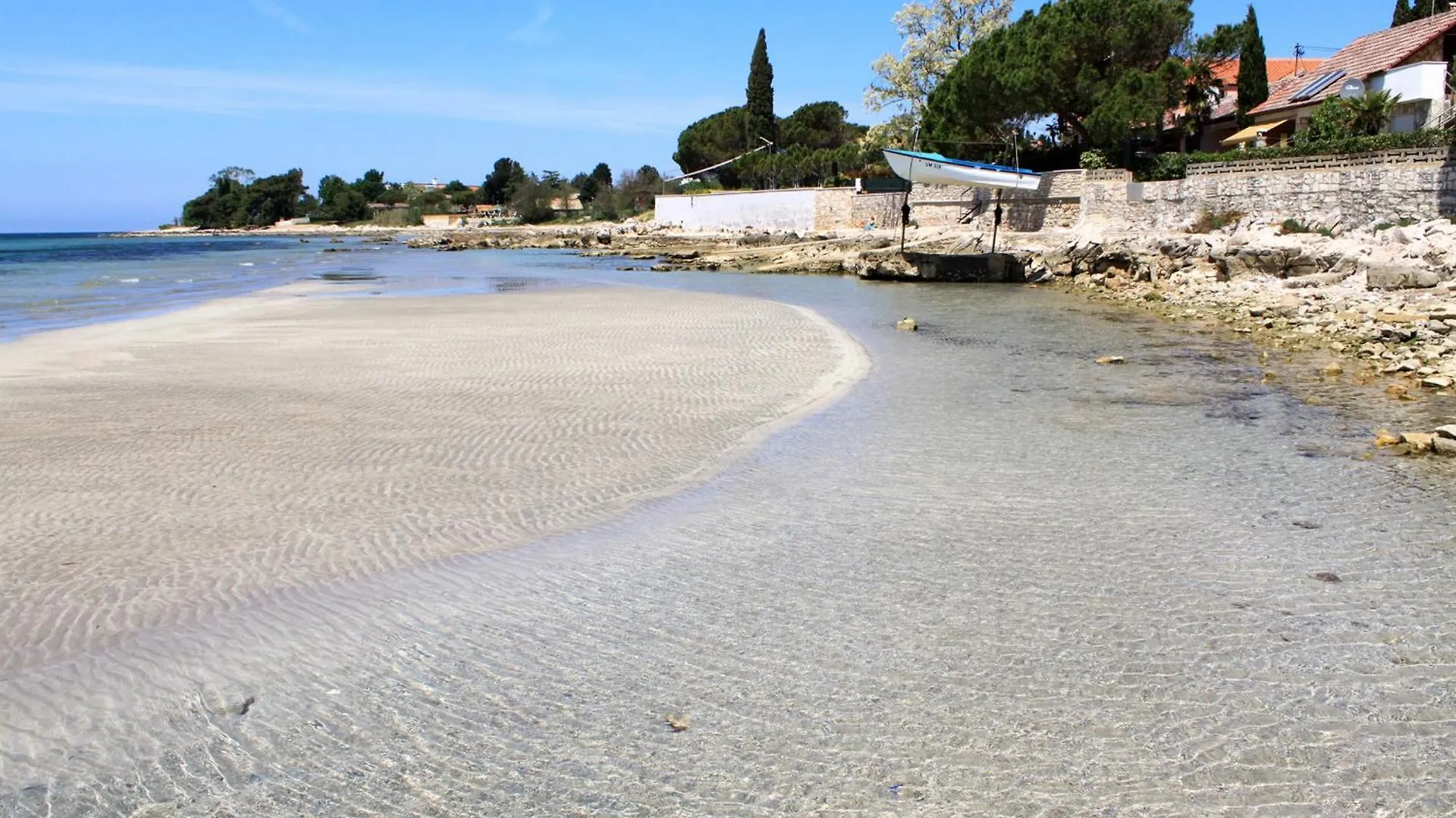 Apartments And Rooms By The Sea Zambratija, Umag - 22685 Savudrija Guest house