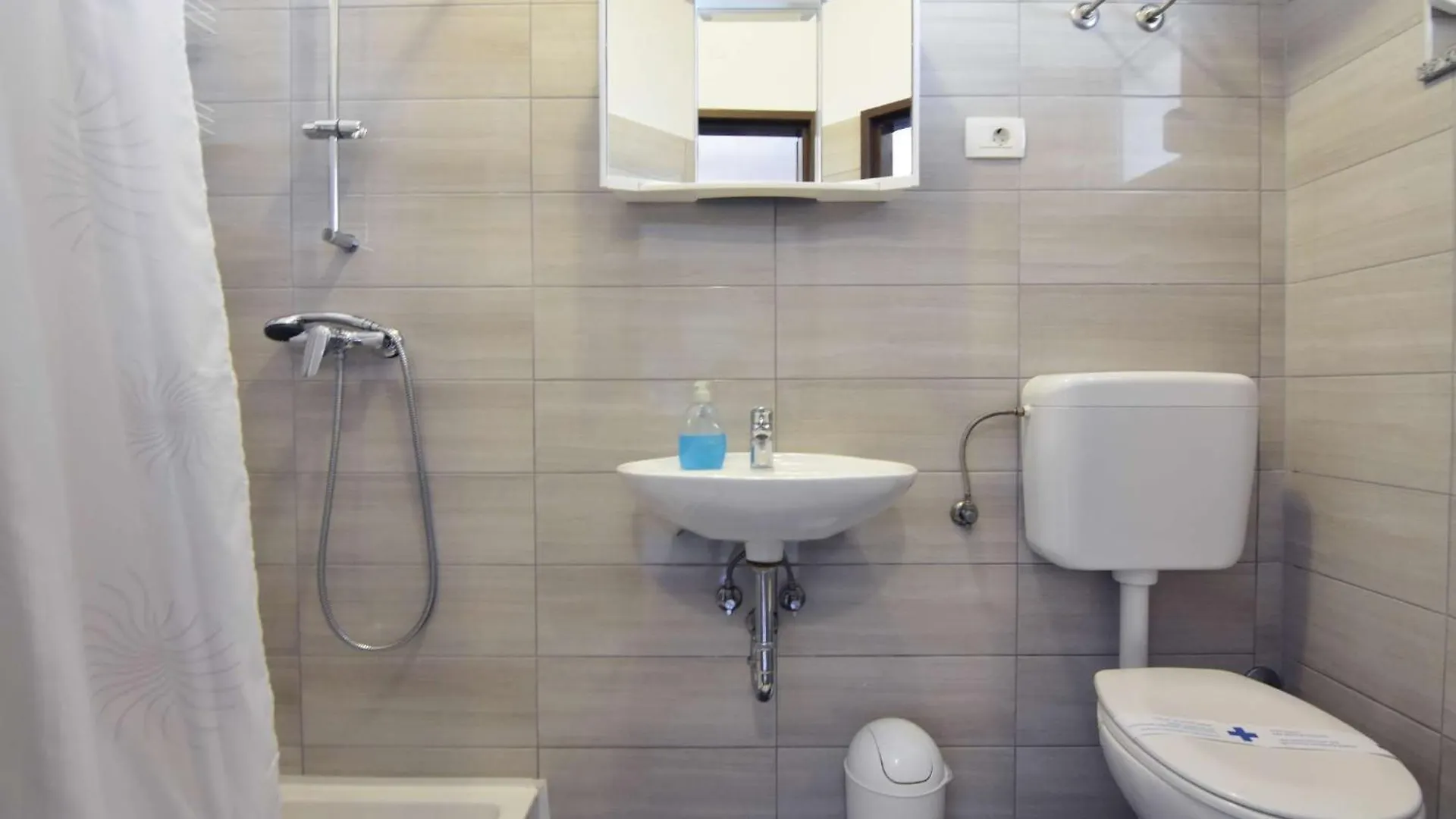 Guest house Apartments And Rooms By The Sea Zambratija, Umag - 22685 Savudrija