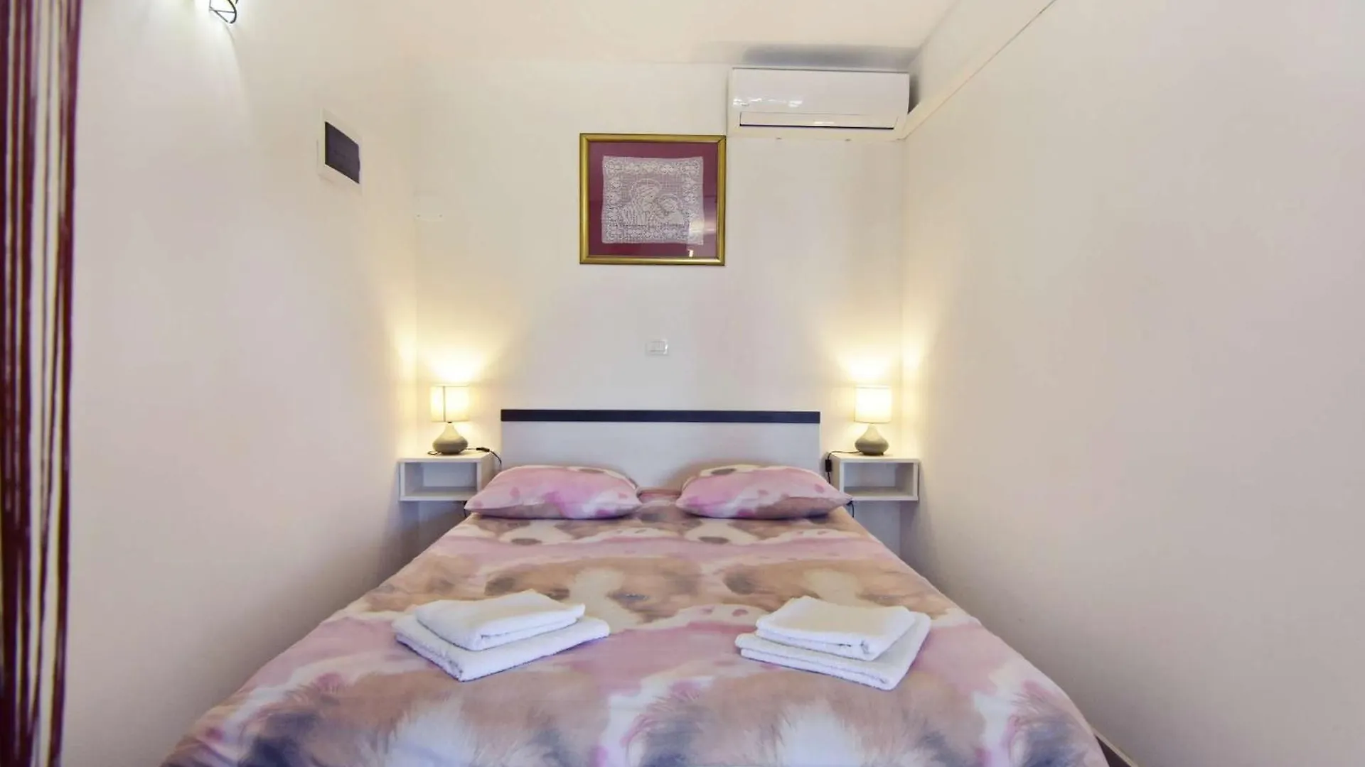 Guest house Apartments And Rooms By The Sea Zambratija, Umag - 22685 Savudrija