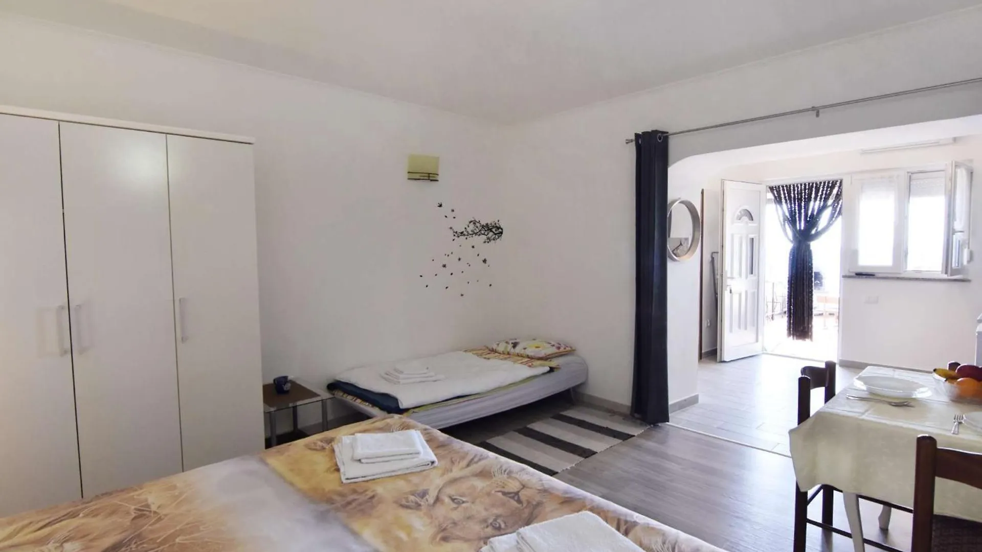 Apartments And Rooms By The Sea Zambratija, Umag - 22685 Savudrija Guest house