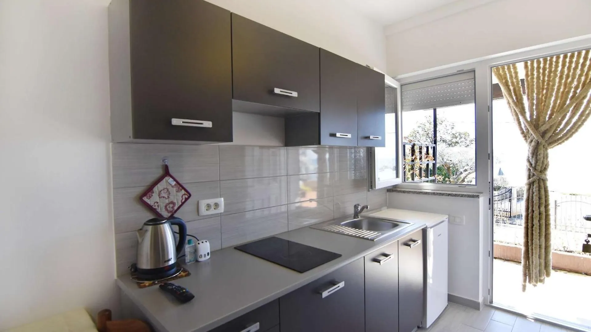 Guest house Apartments And Rooms By The Sea Zambratija, Umag - 22685 Savudrija Croatia